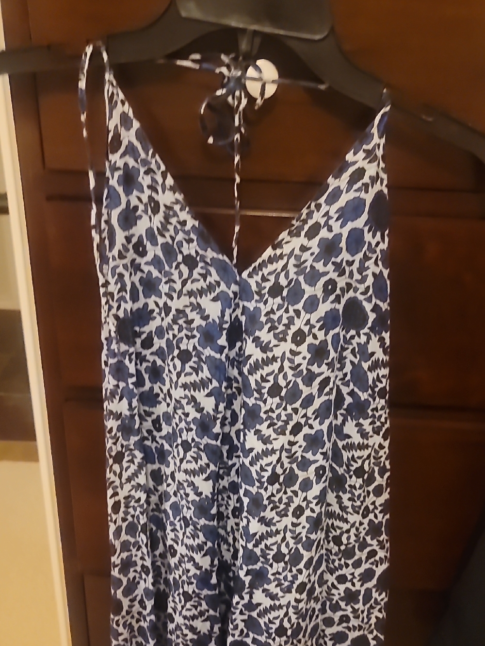 NWOT Band of Gypsies Blue and White Floral Backless Midi Dress